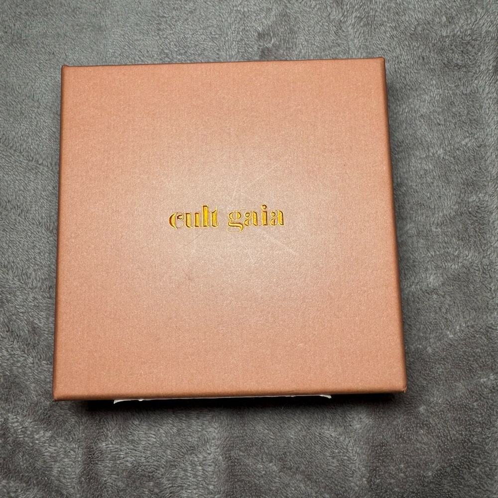 Cult Gaia Gold Earrings with Pearl Detail - Picture 3 of 3